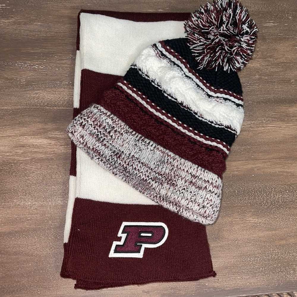 Scarf/Hoodie Set